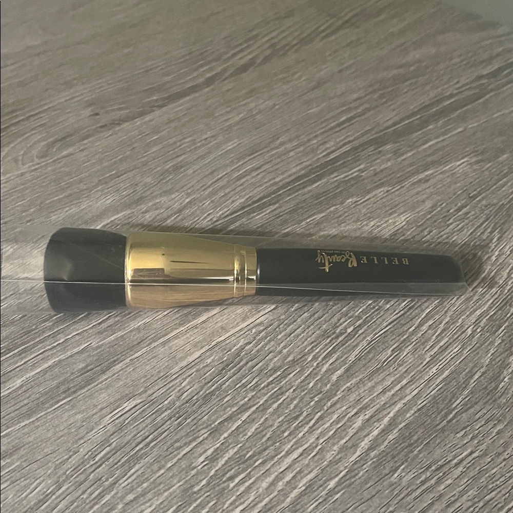 Belle 💜 Beauty Makeup Brush NIP - Picture 3 of 3